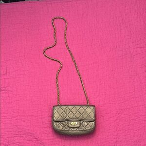 Kamarel New York Goldish/ tan Quilted leather Crossbody Bag